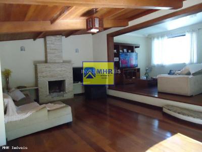 Casa para Venda, em Juiz de Fora, bairro Bom Pastor, 3 dormit�rios, 3 banheiros, 1 su�te, 5 vagas